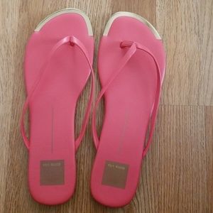 EUC Dolce Vita Sandals Flip Flops Size 8